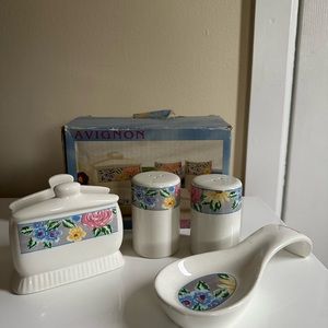 Avignon Stoneware 4 PC. Table Set